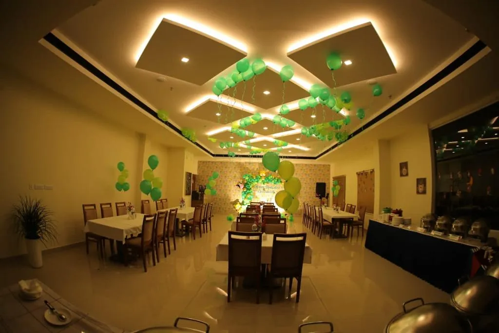 Mini Party Hall